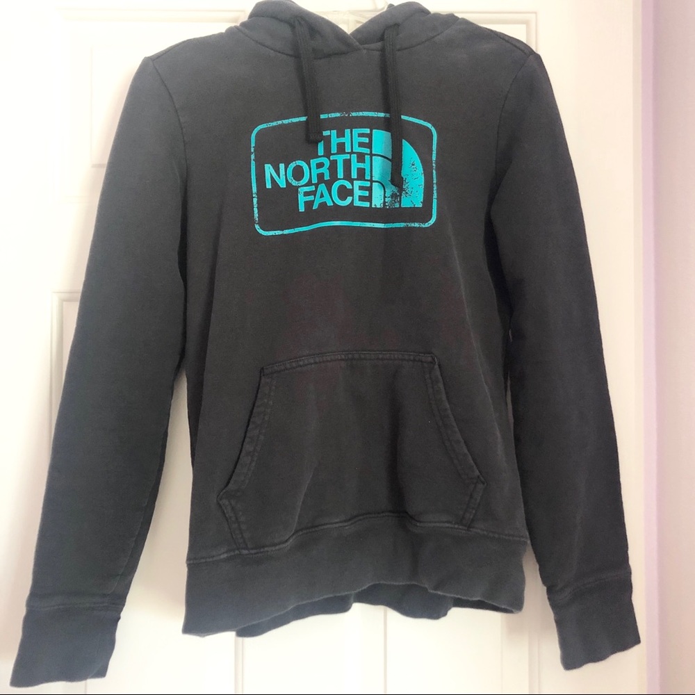 the north face black hoodie